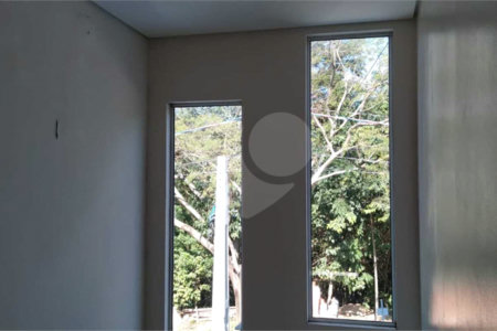 Casa à venda com 3 quartos, sendo 1 suíte, em Santa Cândida, Vinhedo, SP