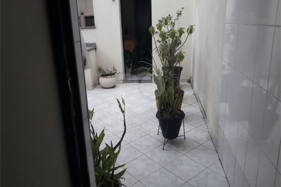 Casa à venda com 6 quartos, sendo 2 suítes, em Tatuapé, São Paulo, SP
