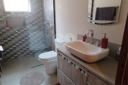 Casa Térrea à venda com 3 suítes em Alto da Boa Vista, São Paulo, SP