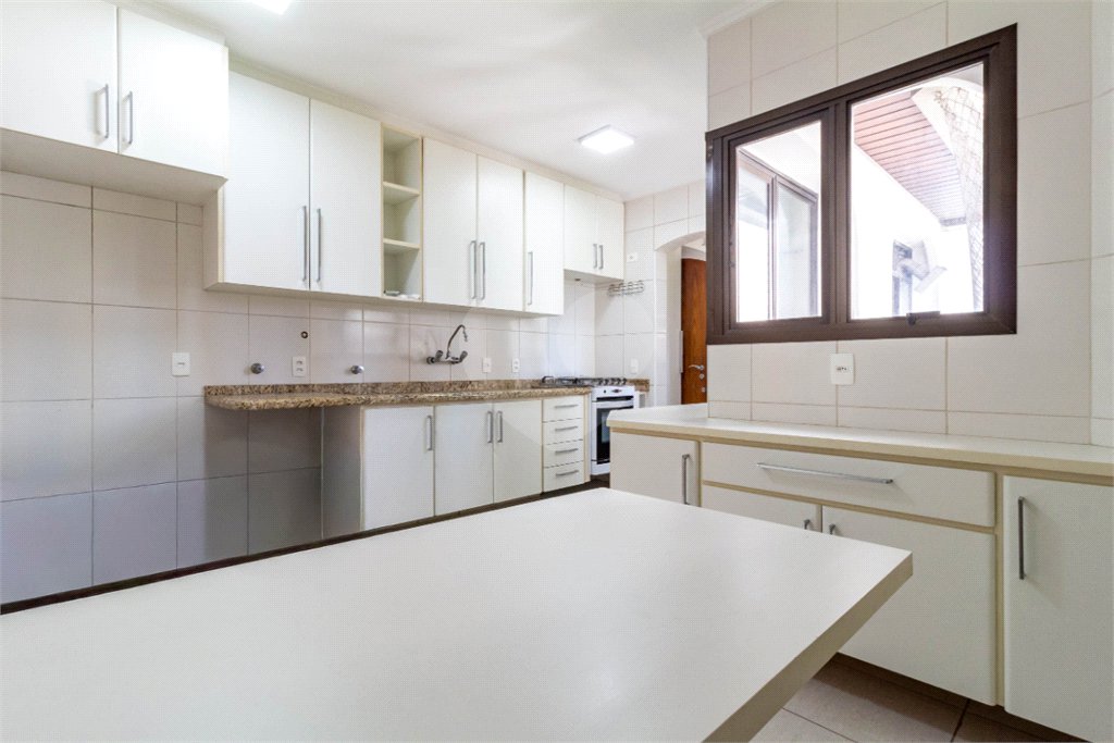 Apartamento à venda com 3 quartos, sendo 1 suíte, em Brooklin, São Paulo, SP