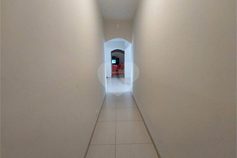Casa à venda com 5 quartos, sendo 3 suítes, no Centro, Mairiporã, SP