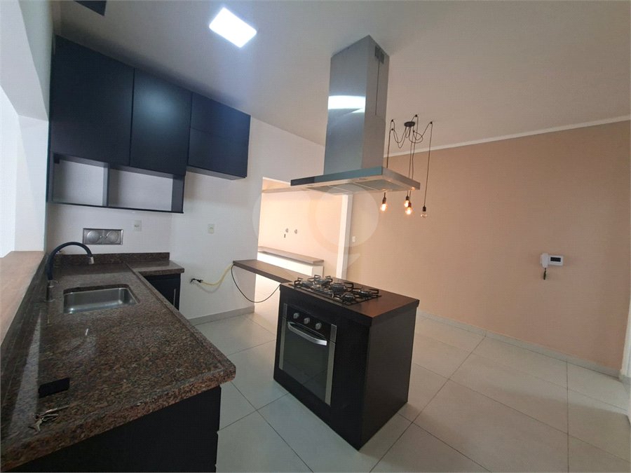 Casa à venda ou para alugar com 3 quartos, sendo 1 suíte, em Vila Aparecida, Itapetininga, SP