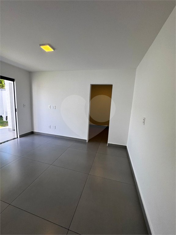Casa à venda com 3 quartos, sendo 1 suíte, no condomínio Parque Guará, Rio de Janeiro - RJ