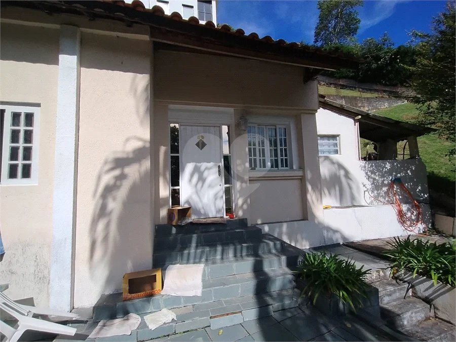 Casa para alugar com 2 suítes no condomínio Alpes da Cantareira, Mairiporã - SP