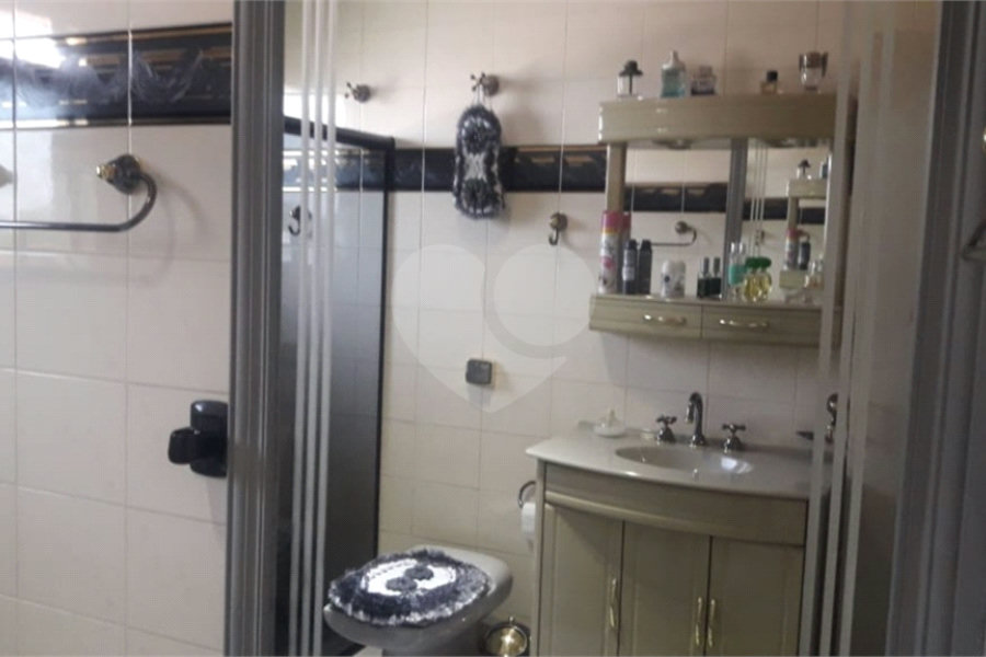 Sobrado à venda com 3 quartos, sendo 1 suíte, em Vila Milton, Guarulhos, SP