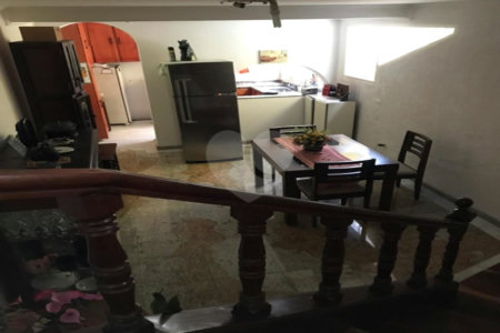 Casa à venda com 3 quartos, sendo 1 suíte,  em Jardim Ester Yolanda, São Paulo, SP
