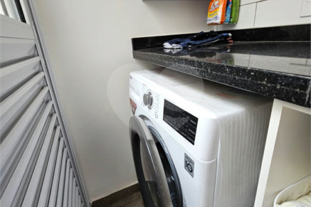 Sobrado à venda com 3 quartos, sendo 2 suítes, em Chácara Monte Alegre, São Paulo, SP
