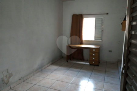 Casa à venda com 2 quartos em Jardim Luciana, Itaquaquecetuba, SP