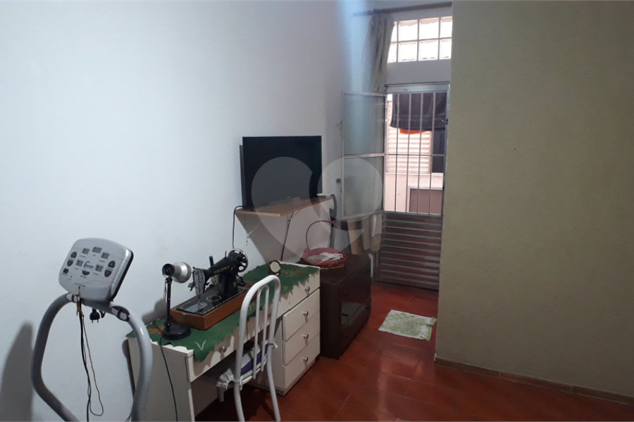 Casa Térrea à venda com 5 quartos, sendo 2 suítes,  em Parada Inglesa, São Paulo, SP