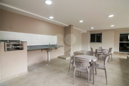 Apartamento à venda com 2 quartos em Parque Arariba, São Paulo, SP