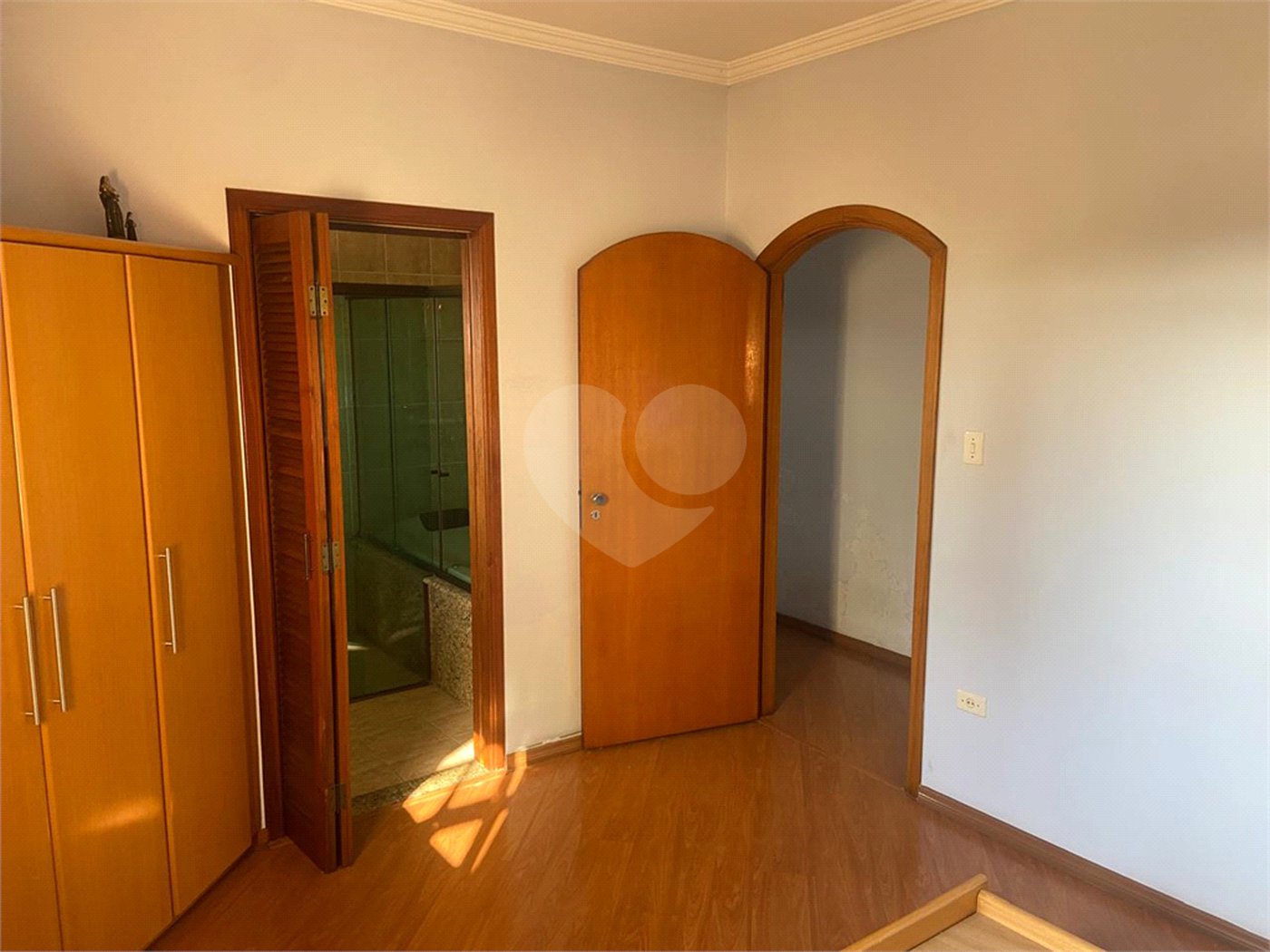 Sobrado à venda com 3 quartos, sendo 1 suíte,  em Jardim Selma Helena, Poá, SP