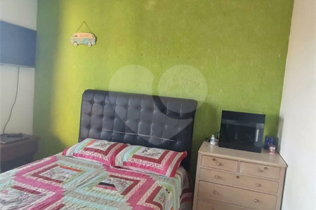 Sobrado à venda com 2 quartos, sendo 1 suíte, em Jardim Vale das Virtudes, São Paulo, SP