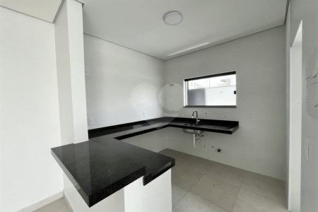 Casa à venda com 3 suítes no condomínio Terras de São Francisco, Sorocaba - SP
