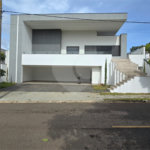 Casa à venda ou para alugar com 5 quartos, sendo 4 suítes,  no condomínio Equilibrium, Atibaia - SP