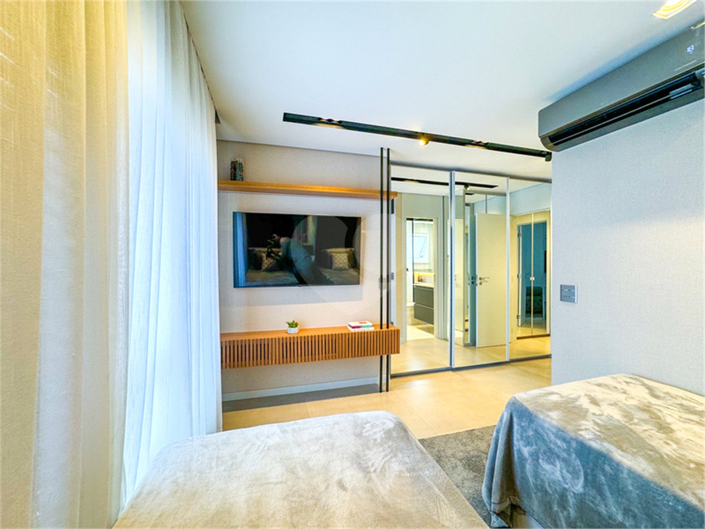 Apartamento à venda com 3 quartos, sendo 1 suíte, em Vila Suzana, São Paulo, SP