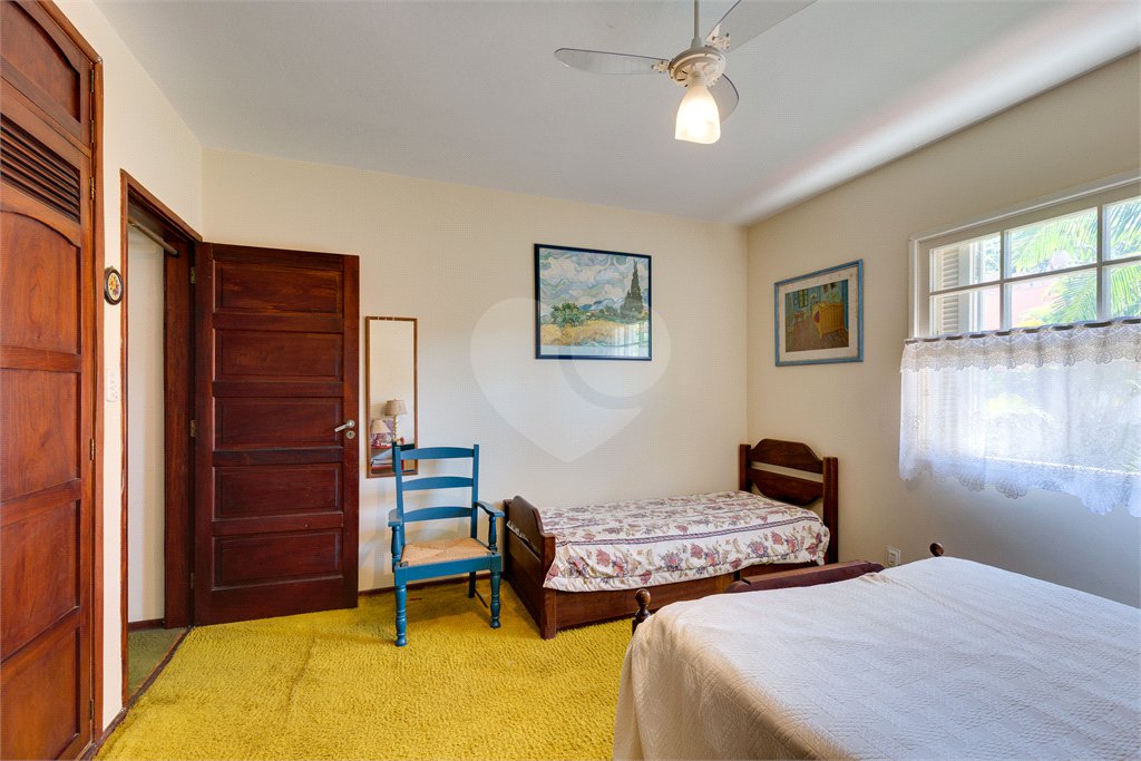 Casa à venda com 4 quartos, sendo 1 suíte,  em Jardim Marajoara, São Paulo, SP