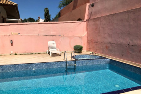Casa à venda com 4 quartos, sendo 2 suítes,  em Jardim Leonor, São Paulo, SP