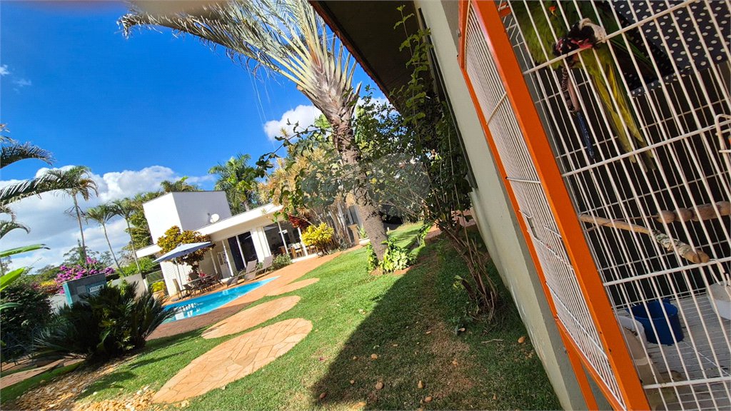 Casa à venda com 4 suítes no condomínio Vivenda do Lago, Sorocaba - SP