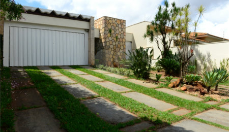Casa Térrea à venda com 3 quartos, sendo 1 suíte, em Vila Harmonia, Araraquara, SP