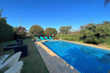 Casa à venda com 4 suítes em Vila Santo Antônio, Cotia, SP