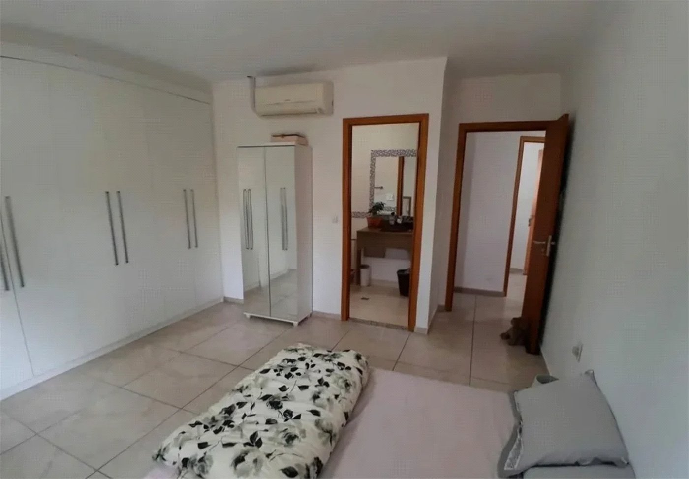 Casa à venda com 3 quartos, sendo 1 suíte, em Conjunto Residencial Butantã, São Paulo, SP