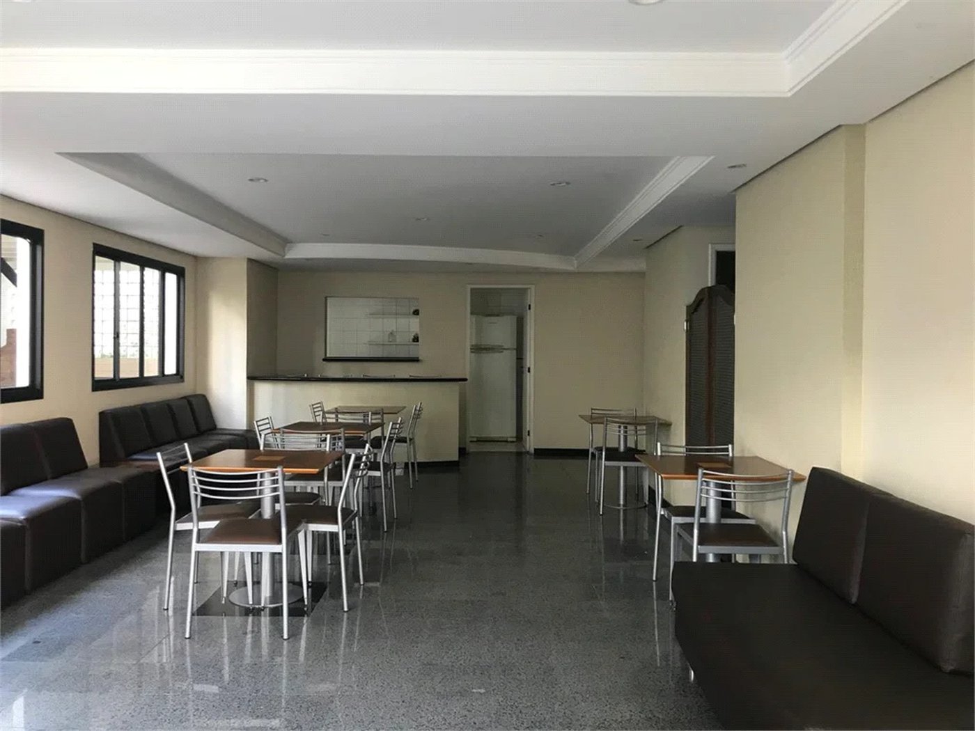 Apartamento à venda com 3 quartos, sendo 1 suíte,  em Vila Romana, São Paulo, SP