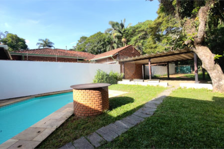 Terreno à venda com 1 suíte em Interlagos, São Paulo, SP