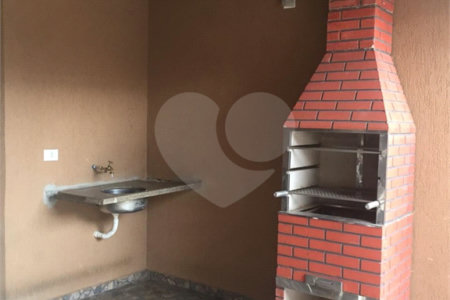 Casa à venda com 3 quartos, sendo 1 suíte,  em Recreio Estoril, Atibaia, SP