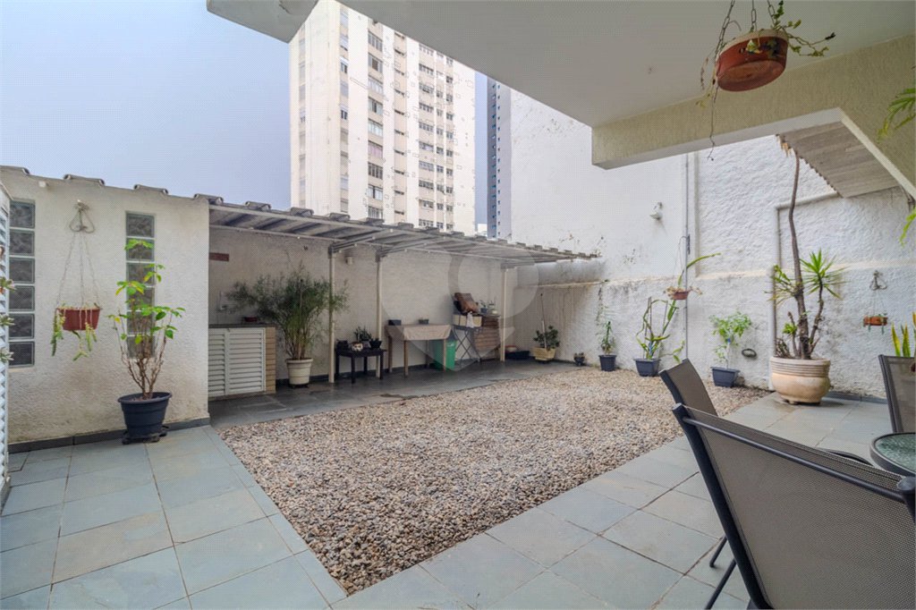 Sobrado à venda com 3 quartos, sendo 1 suíte, em Jardim Vera Cruz, São Paulo, SP