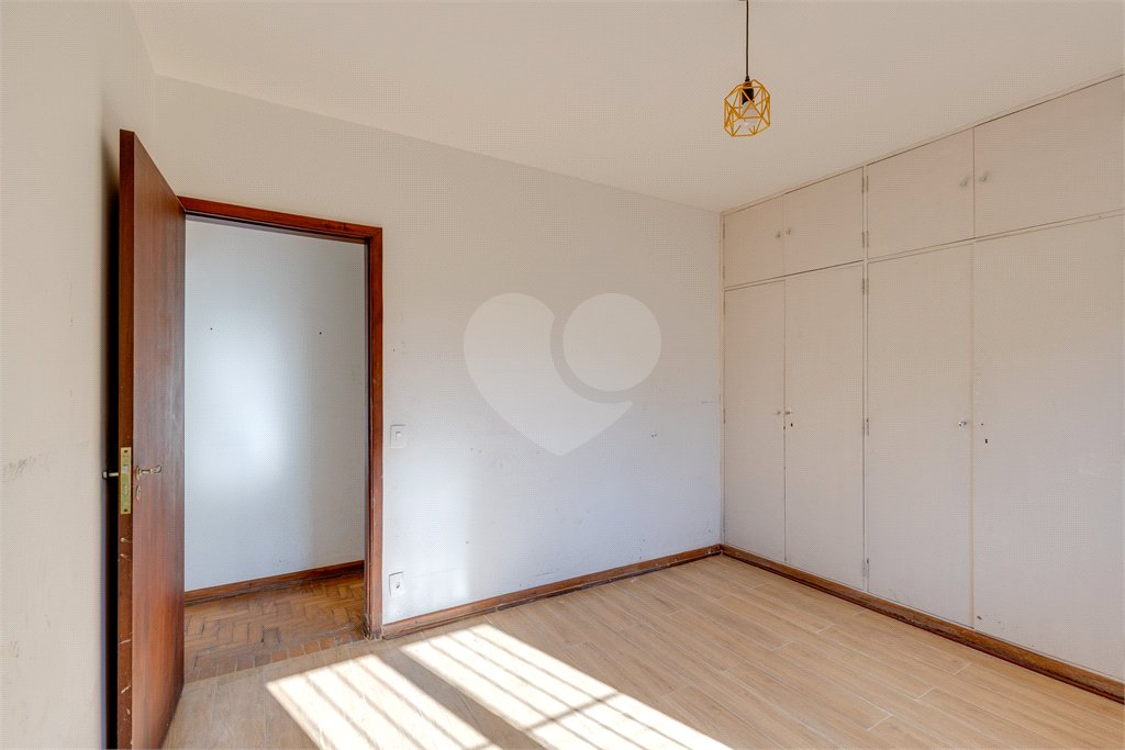 Sobrado à venda com 3 quartos, sendo 1 suíte, em Alto da Boa Vista, São Paulo, SP