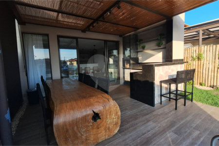 Casa em condomínio à venda com 4 quartos, sendo 3 suítes, em Marina, Armação dos Búzios, RJ