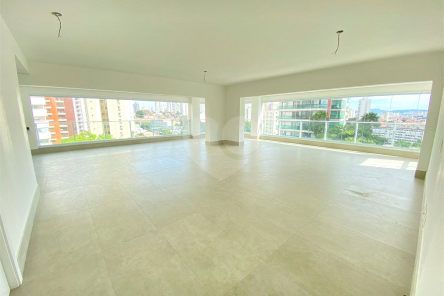 Apartamento à venda com 4 suítes em Santana, São Paulo, SP
