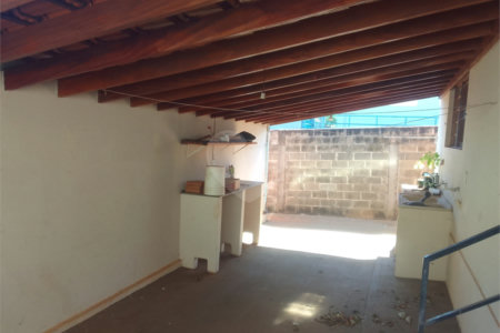Casa à venda com 3 quartos, sendo 1 suíte, em Vila Progresso, Araraquara, SP