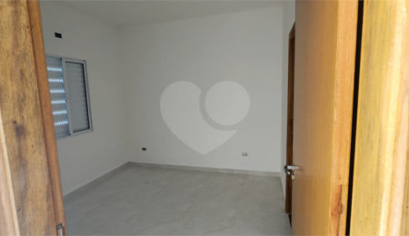 Casa à venda com 2 suítes no condomínio Vilagio, Atibaia - SP