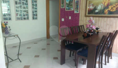 Sobrado à venda com 4 quartos, sendo 1 suíte,  em Vila Guilherme, São Paulo, SP