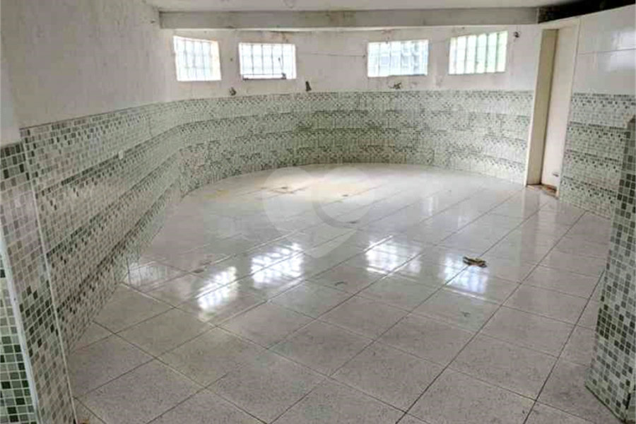 Casa à venda com 3 suítes no condomínio Quinta de Santo Antônio, São Paulo - SP
