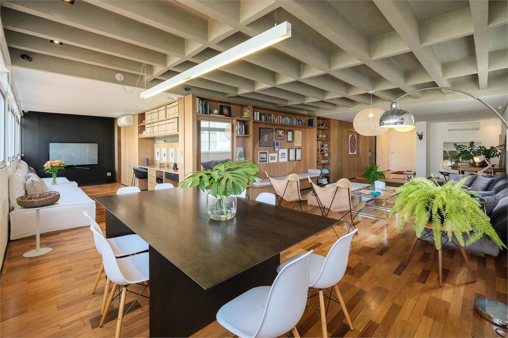 Apartamento para alugar com 3 quartos, sendo 1 suíte, em Pinheiros, São Paulo, SP