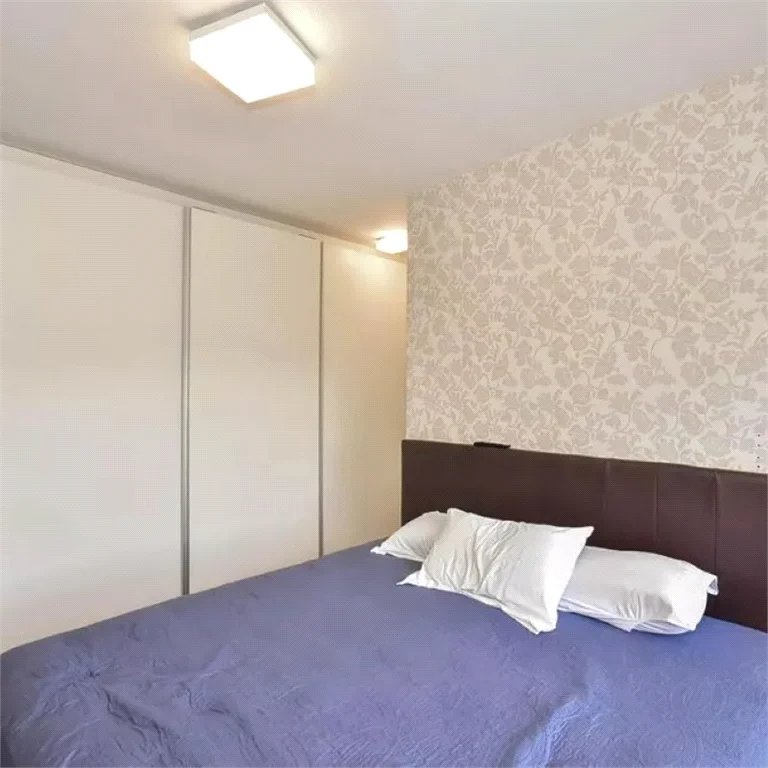 Sobrado à venda com 3 quartos, sendo 1 suíte,  em Vila Morse, São Paulo, SP