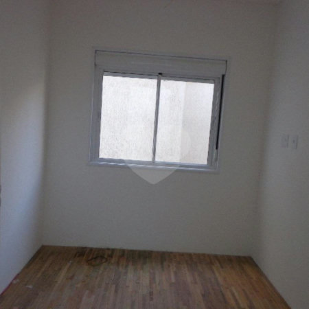 Casa à venda com 3 quartos, sendo 1 suíte,  no condomínio Professor Teot?nio Monteiro de Barros Filho, São Paulo - SP