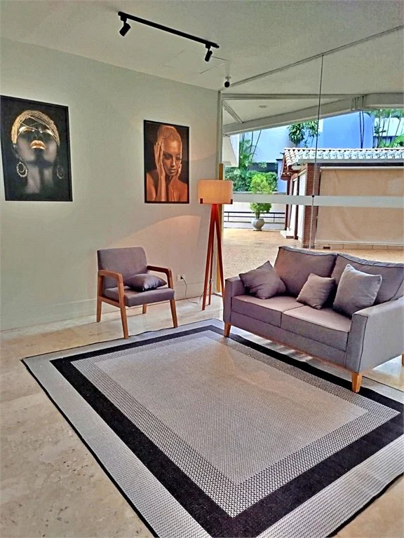 Apartamento à venda com 3 quartos, sendo 1 suíte, em Jardim Parque Morumbi, São Paulo, SP