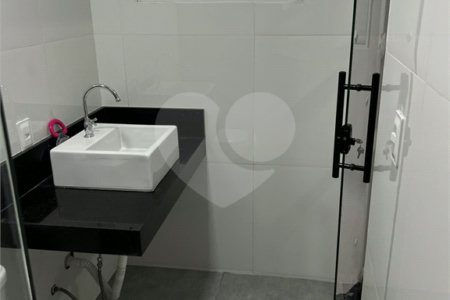 Casa à venda com 3 quartos, sendo 1 suíte, em Loteamento Serra dos Cristais, Várzea Paulista, SP