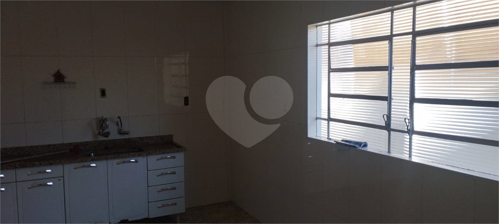 Casa à venda com 2 quartos em Vila Cubatão, Itapetininga, SP