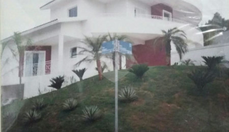 Casa à venda com 3 quartos, sendo 1 suíte,  no condomínio Aruã, Mogi das Cruzes - SP