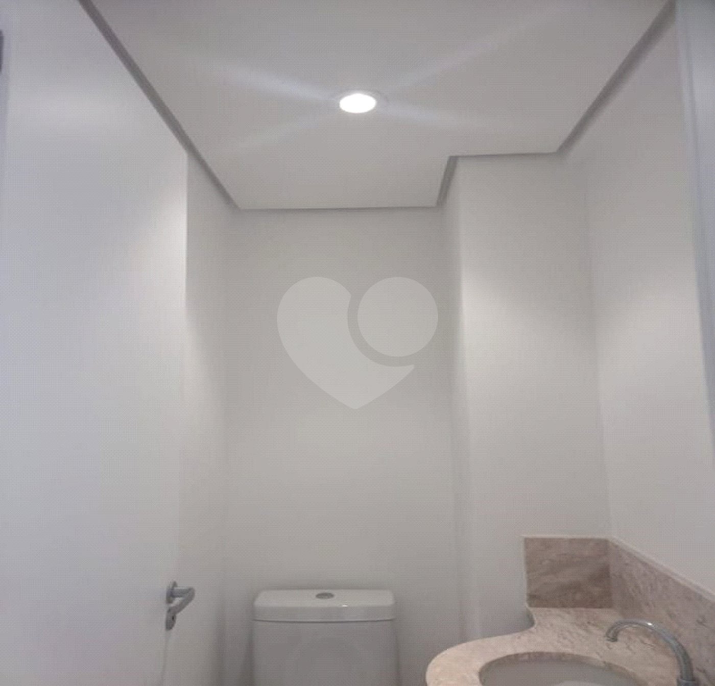 Apartamento à venda com 3 quartos, sendo 1 suíte,  em Jardim Emília, Sorocaba, SP