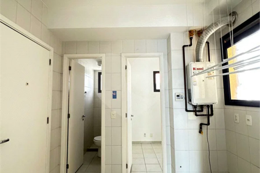 Apartamento à venda com 3 suítes em Morumbi, São Paulo, SP