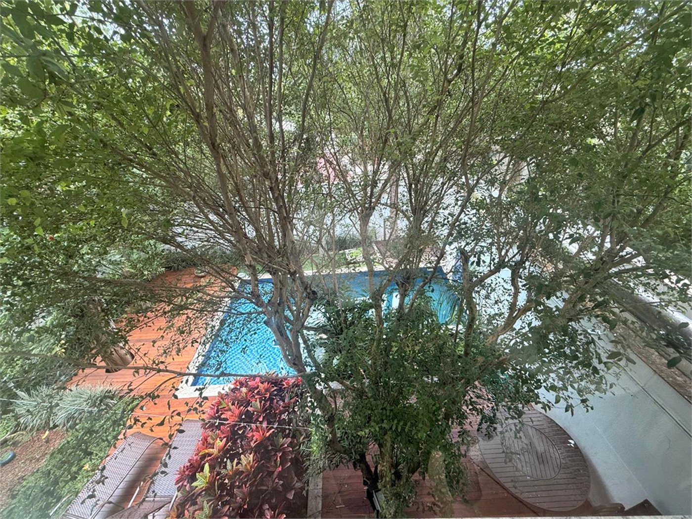 Sobrado à venda com 4 suítes em Jardim Floresta, São Paulo, SP