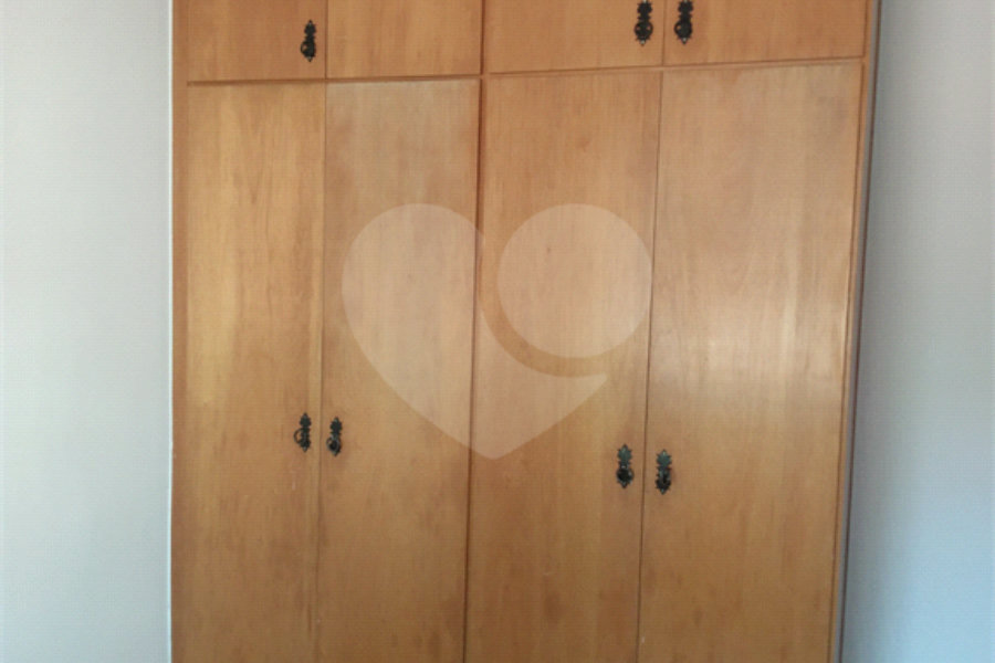 Sobrado à venda com 3 quartos, sendo 1 suíte, em Horto Florestal, São Paulo, SP