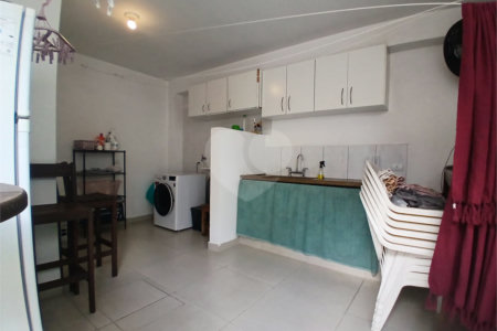 Casa Térrea à venda com 4 quartos, sendo 1 suíte, em Vila Leopoldina, São Paulo, SP