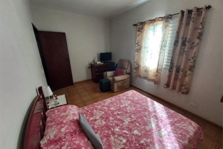 Casa Térrea à venda com 3 quartos em Jardim Maria Virginia, São Paulo, SP