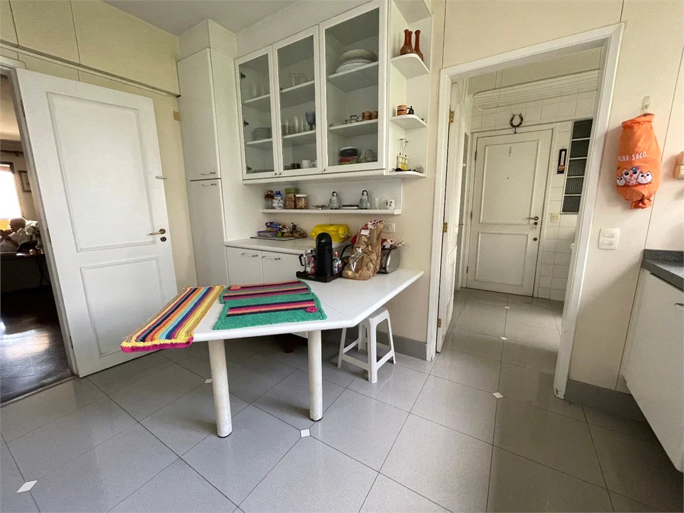 Apartamento à venda com 3 quartos, sendo 1 suíte,  em Lar São Paulo, São Paulo, SP